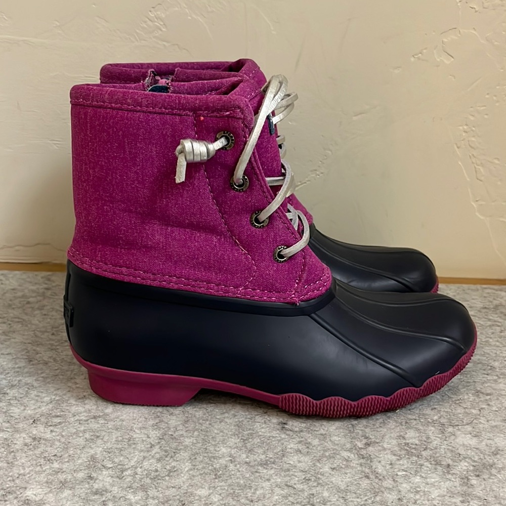 Sperry Saltwater boot Size US 2M